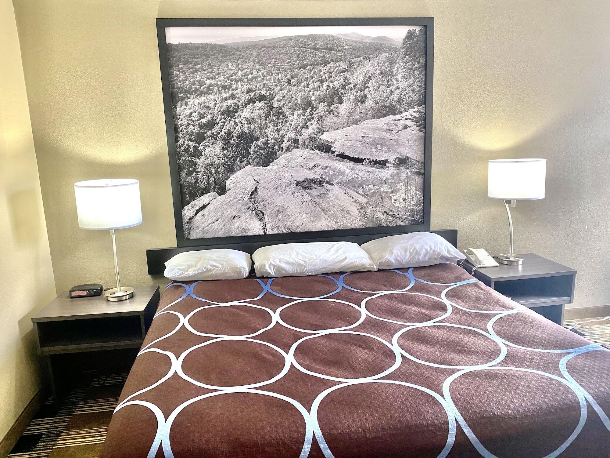 Super 8 By Wyndham Conway Hotell Eksteriør bilde