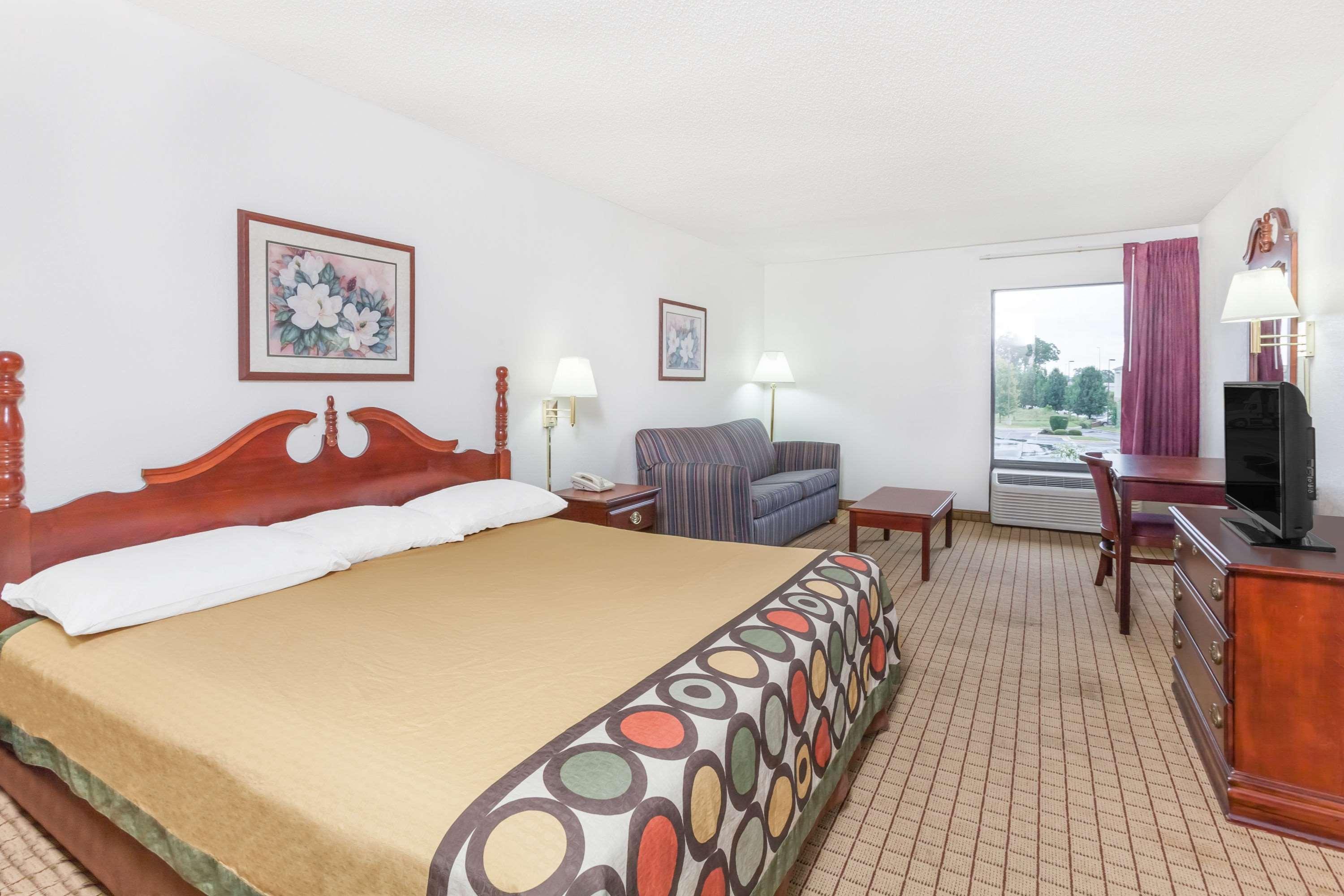 Super 8 By Wyndham Conway Hotell Eksteriør bilde